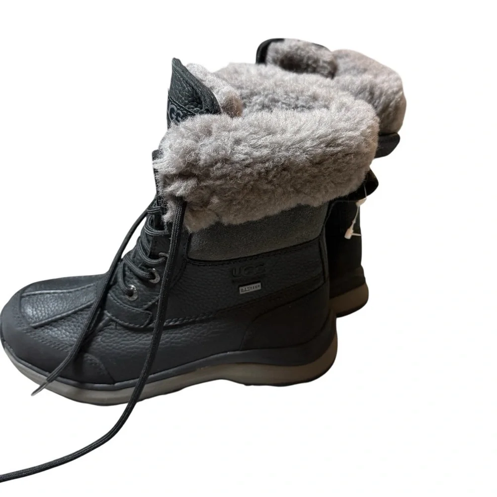 NEW Ugg Women’s Adirondack III Waterproof Fur Boot in Black/Grey Size 5